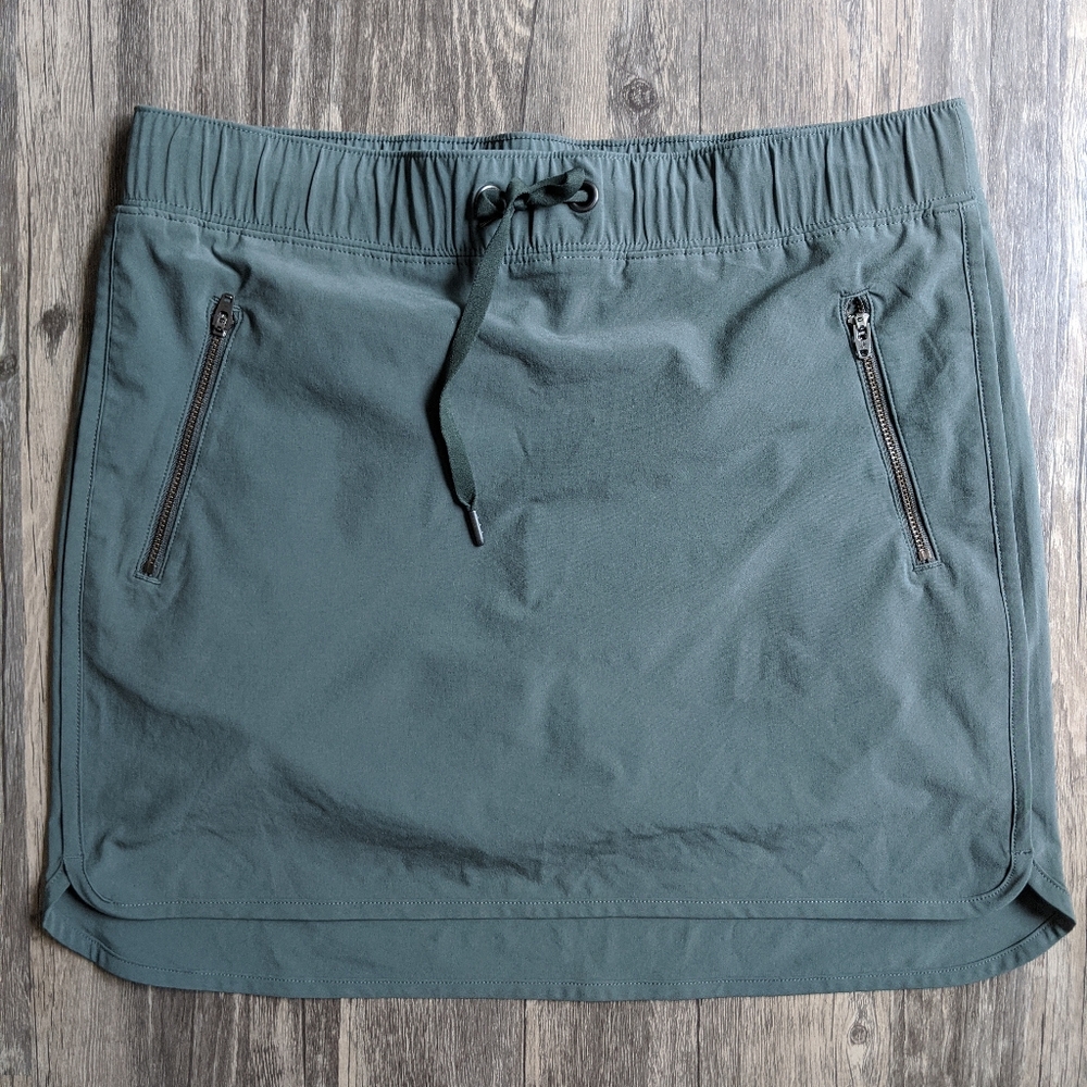 Athleta Stretch-In Skort